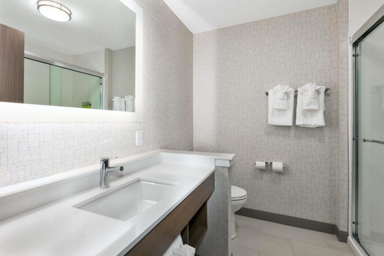 Holiday Inn Express & Suites - Grand Rapids Airport - South By Ihg Extérieur photo