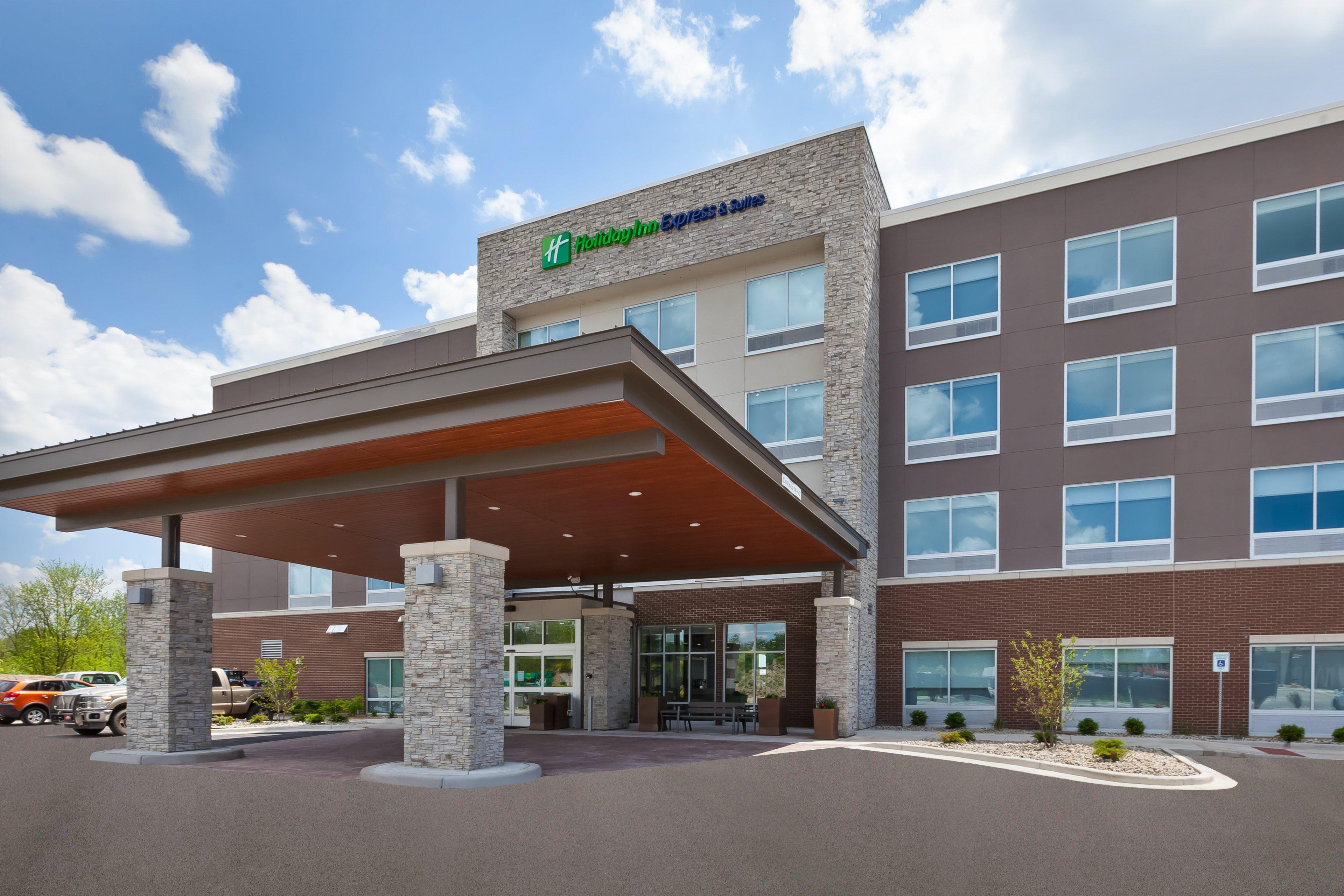 Holiday Inn Express & Suites - Grand Rapids Airport - South By Ihg Extérieur photo