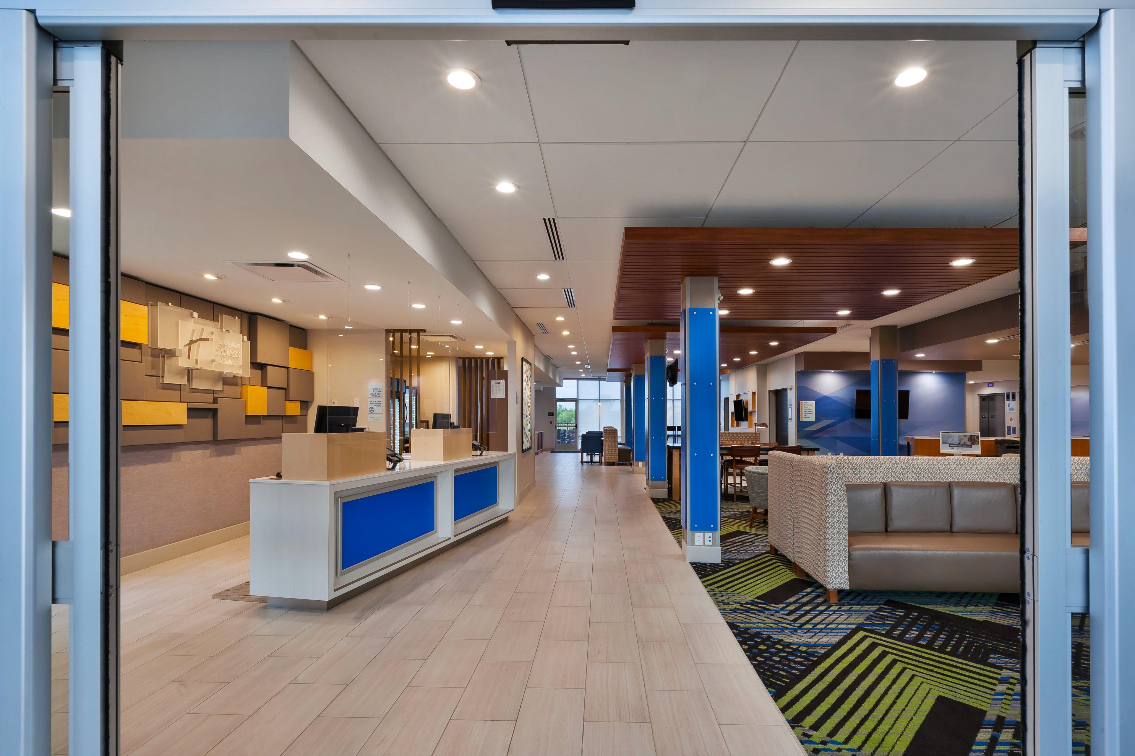 Holiday Inn Express & Suites - Grand Rapids Airport - South By Ihg Extérieur photo